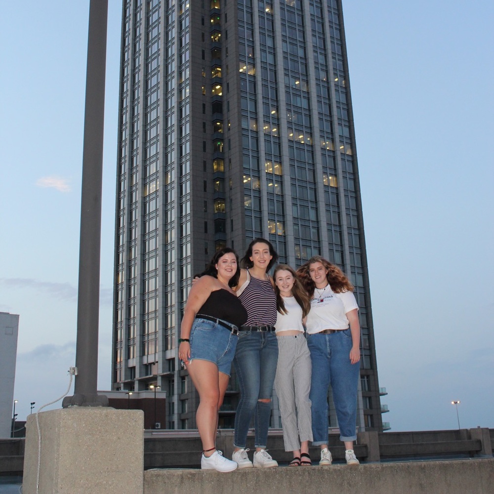 Meet your Posher, Molly